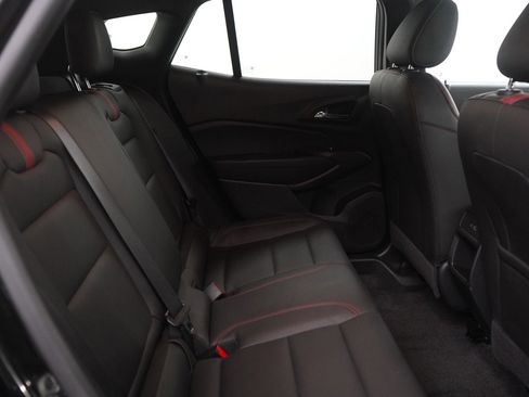 Used 2024 Chevrolet Trax RS image 11