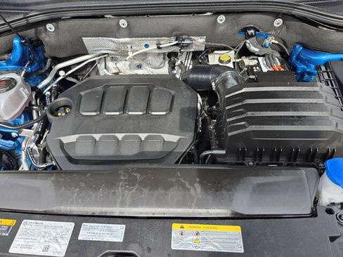 Used 2025 Volkswagen Atlas Cross Sport SEL Premium R-Line image 33