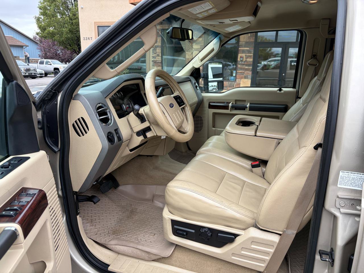 Used 2008 Ford F350 Lariat AWD/4WD image 4