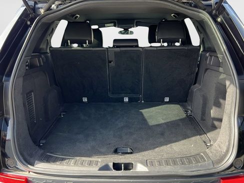 Used 2019 Land Rover Discovery Sport SE AWD/4WD image 9