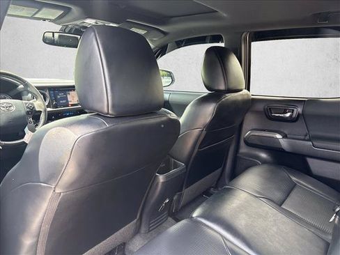 Certified 2019 Toyota Tacoma TRD Pro AWD/4WD image 17
