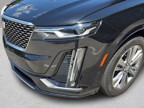 Certified 2023 Cadillac XT6 Premium Luxury w/ Technology Package AWD/4WD image 9