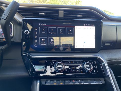 Used 2024 GMC Sierra 2500 Denali w/ Denali Reserve Package image 27