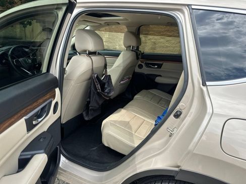 Used 2017 Honda CR-V EX-L image 6