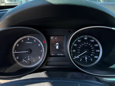 Used 2018 Hyundai Santa Fe Sport w/ Cargo Package image 31