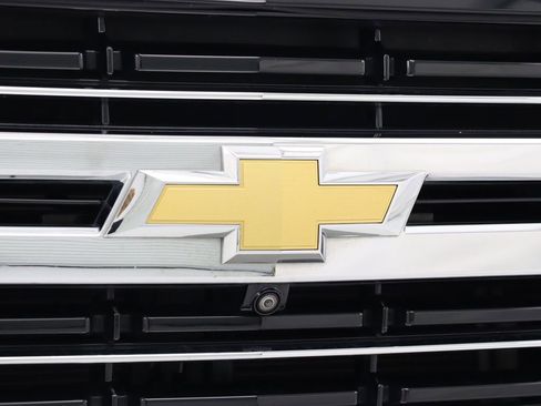 Used 2022 Chevrolet Tahoe LT w/ LT Signature Package RWD image 9