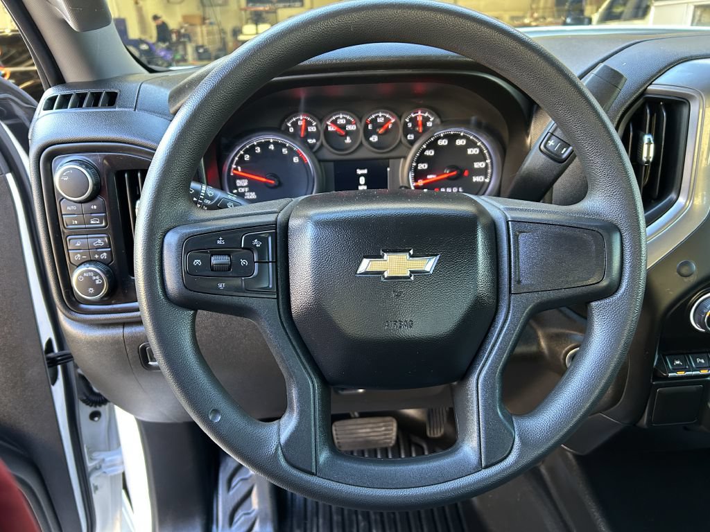 Used 2022 Chevrolet Silverado 1500 W/T w/ WT Safety Package AWD/4WD image 6