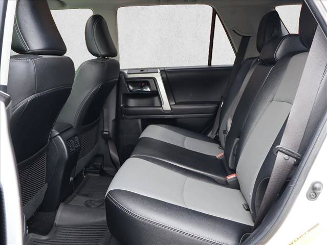 Used 2021 Toyota 4Runner SR5 Premium w/ Moonroof Package AWD/4WD image 23