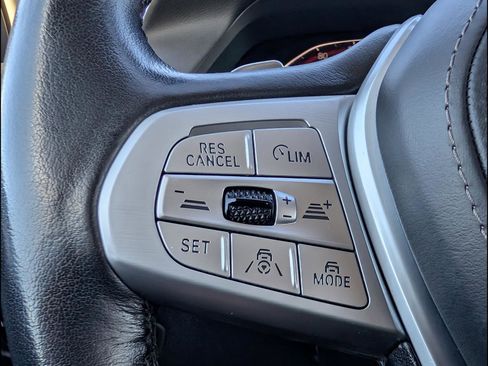 Used 2022 BMW X7 xDrive40i image 19