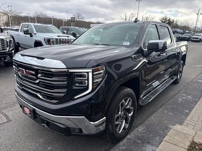 New 2026 GMC Sierra 1500 SLT w/ SLT Premium Package
