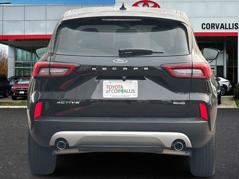Used 2025 Ford Escape Active image 5