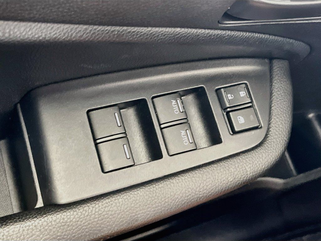 Used 2025 Honda Ridgeline TrailSport image 18