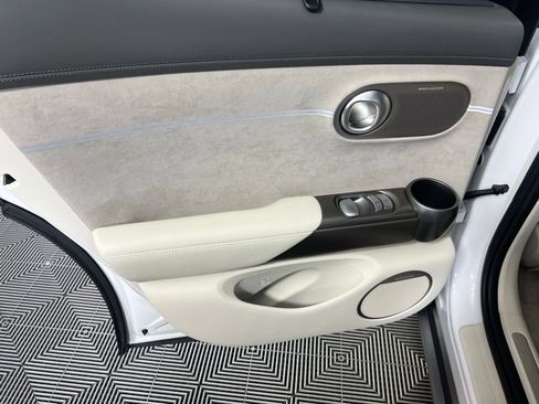 Used 2023 Genesis GV60 Performance image 29