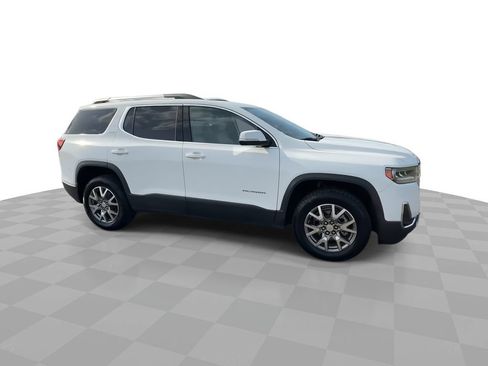 Certified 2022 GMC Acadia SLT FWD image 3