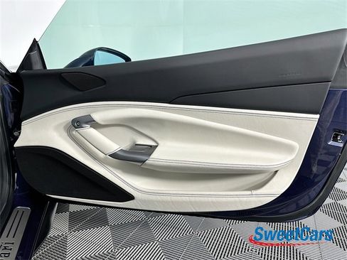 Used 2021 Ferrari F8 Tributo image 32