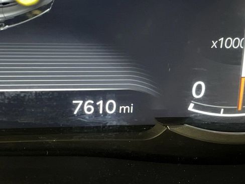 Used 2023 Genesis GV70 2.5T Advanced w/ Advanced Package image 6