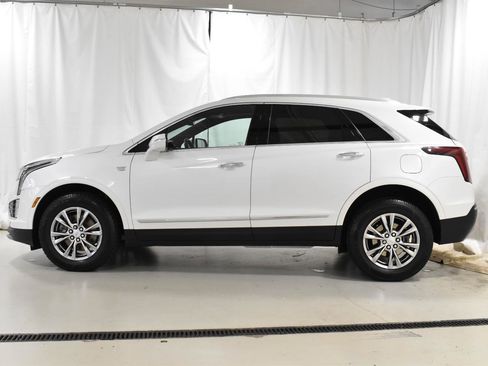 Certified 2022 Cadillac XT5 Premium Luxury w/ LPO, Floor Liner Package image 24