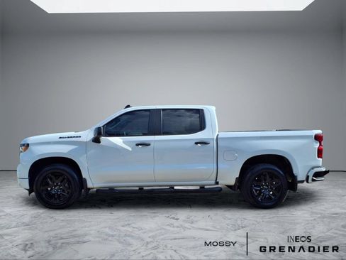 Used 2023 Chevrolet Silverado 1500 Custom w/ Rally Edition RWD image 5