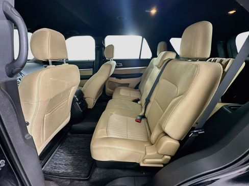 Used 2016 Ford Explorer FWD image 26