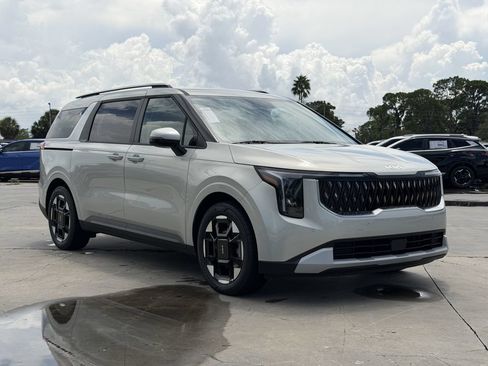 New 2027 Kia Carnival EX FWD image 2
