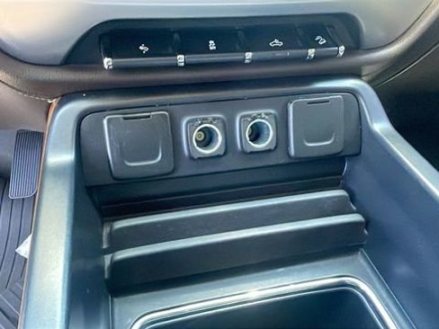 Used 2018 GMC Sierra 1500 SLT w/ SLT Premium Package AWD/4WD image 18
