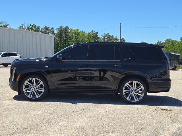 Used 2025 Cadillac Escalade Sport Platinum w/ LPO, Floor Liner Package AWD/4WD image 2