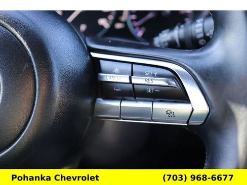 Used 2020 MAZDA MAZDA3 Hatchback w/ Preferred Package image 12