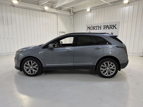 Used 2020 Cadillac XT5 Sportv AWD/4WD image 2
