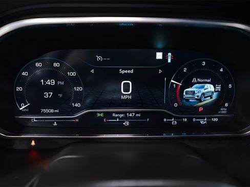 Used 2022 GMC Yukon XL SLT w/ SLT Luxury Package image 13