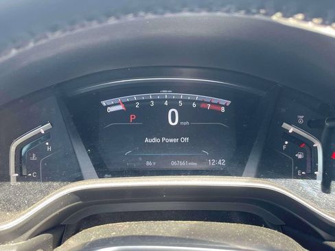 Used 2018 Honda CR-V Touring image 24