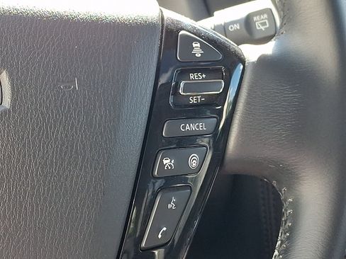 Used 2022 Nissan Armada SL AWD/4WD image 25