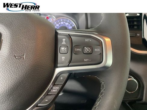 Used 2025 RAM 1500 Big Horn image 8