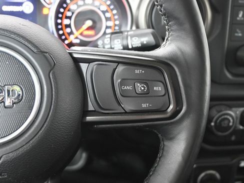 Used 2019 Jeep Wrangler Unlimited Sport S image 37