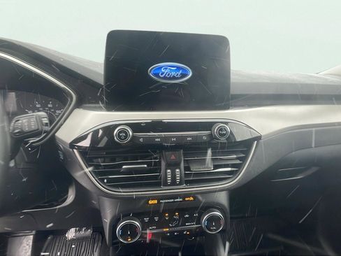 Used 2022 Ford Escape SE w/ Convenience Package image 13