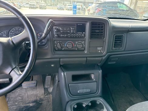 Used 2001 Chevrolet Silverado 2500 LS image 18