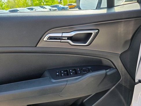 New 2026 Kia Sportage LX AWD/4WD image 24