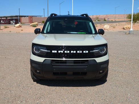 Used 2025 Ford Bronco Sport Outer Banks w/ Outer Banks Tech Package+ AWD/4WD image 10