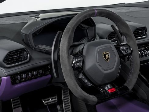 Used 2023 Lamborghini Huracan Tecnica RWD image 13