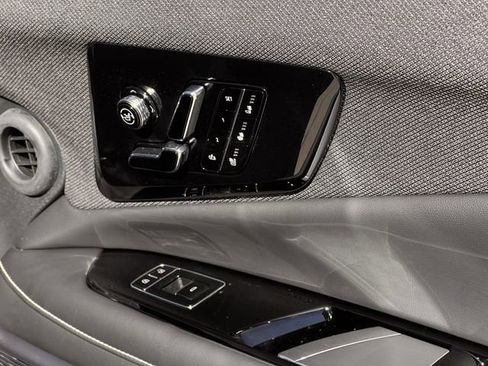 New 2026 Cadillac Optiq V image 22