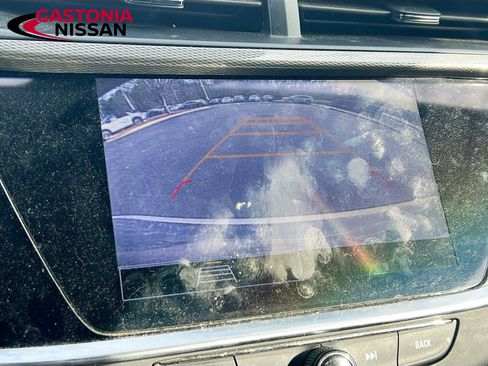 Used 2021 Buick Encore GX Preferred image 18