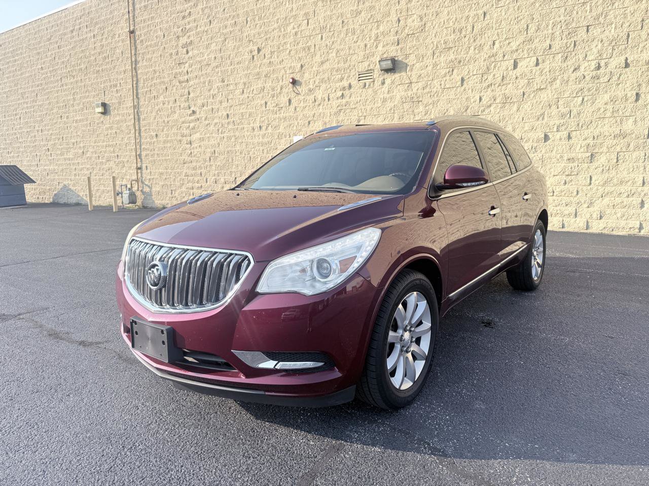 Used 2016 Buick Enclave Premium w/ Experience Buick Package FWD image 1