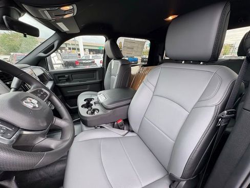 New 2025 RAM 2500 Tradesman w/ Chrome Appearance Group image 21