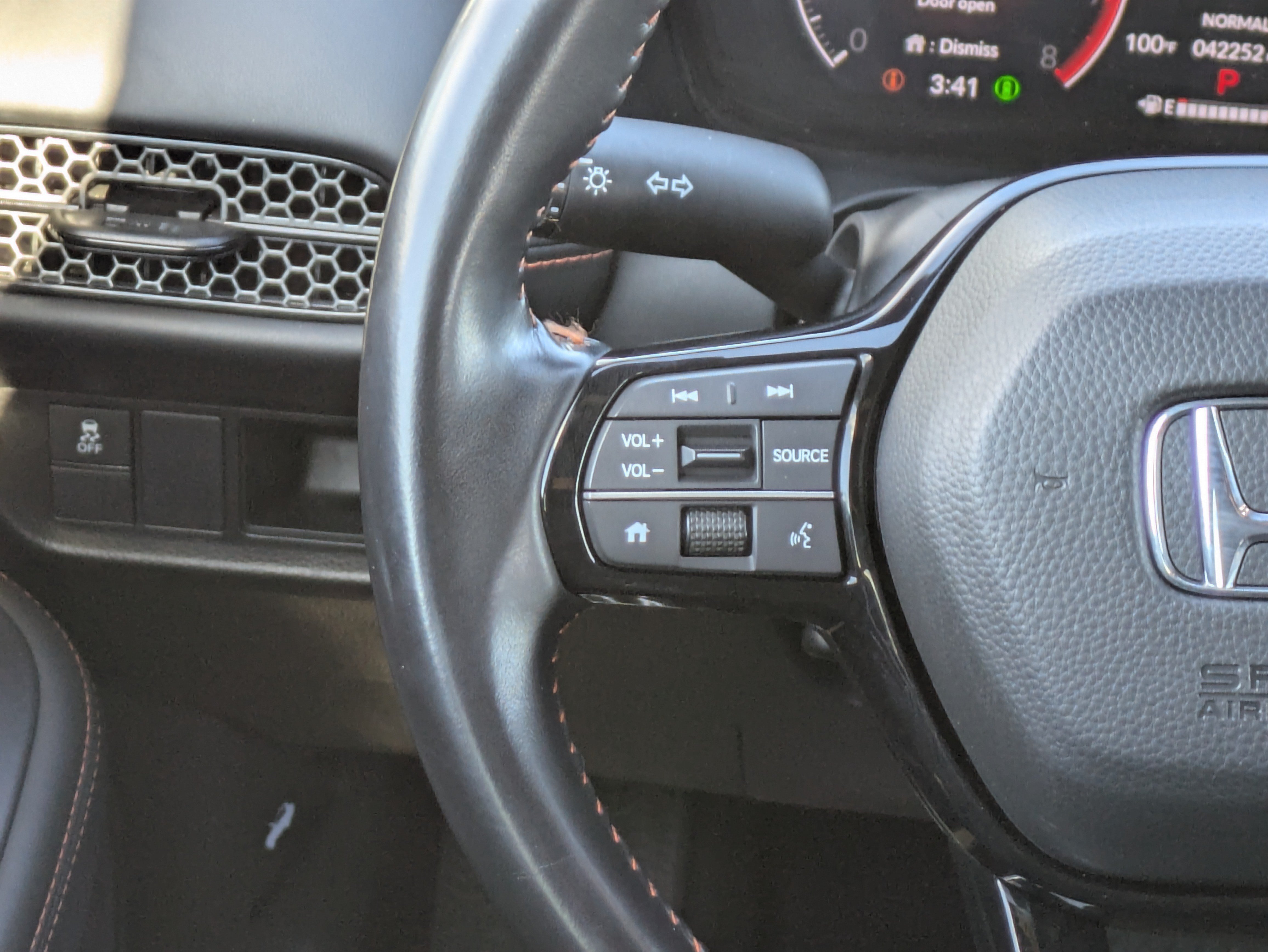 Used 2025 Honda HR-V Sport image 23