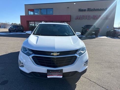 Used 2018 Chevrolet Equinox LT w/ Sun & Infotainment Package image 8