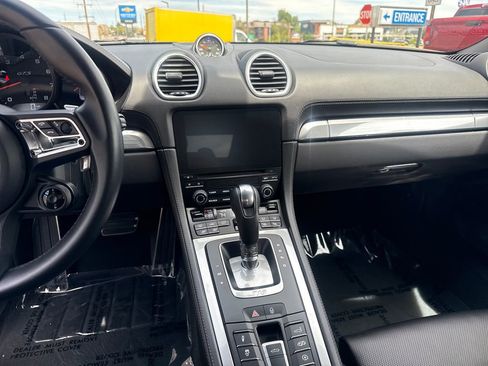 Used 2018 Porsche 718 Boxster GTS RWD image 18
