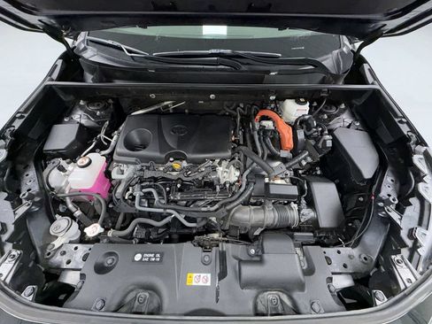 Used 2022 Toyota RAV4 LE AWD/4WD image 19