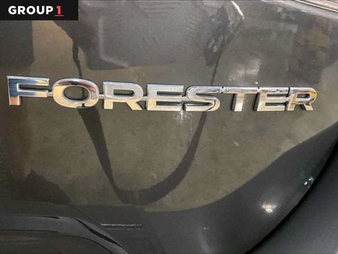 Used 2023 Subaru Forester Limited AWD/4WD image 10