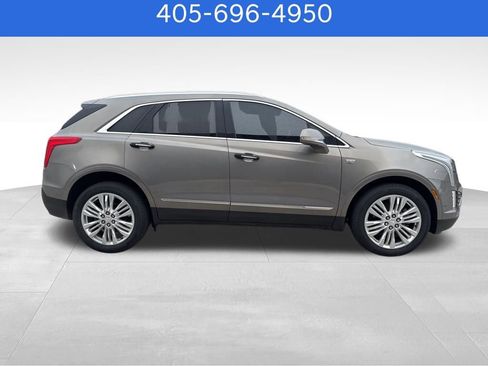Used 2019 Cadillac XT5 Premium Luxury w/ Driver Assist Package image 9