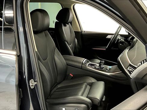 Used 2022 BMW X7 xDrive40i image 10