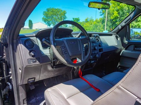 Used 2013 Ford F150 XL w/ Mid Equipment Group AWD/4WD image 13
